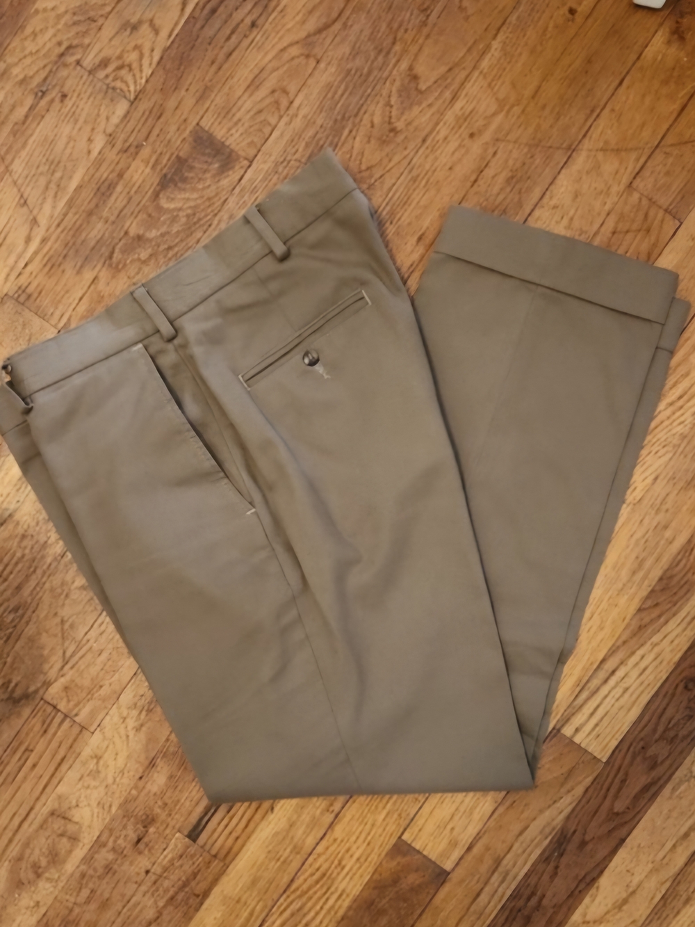 J. Press Men's Khaki Chinos. Size 34x30. NWOT